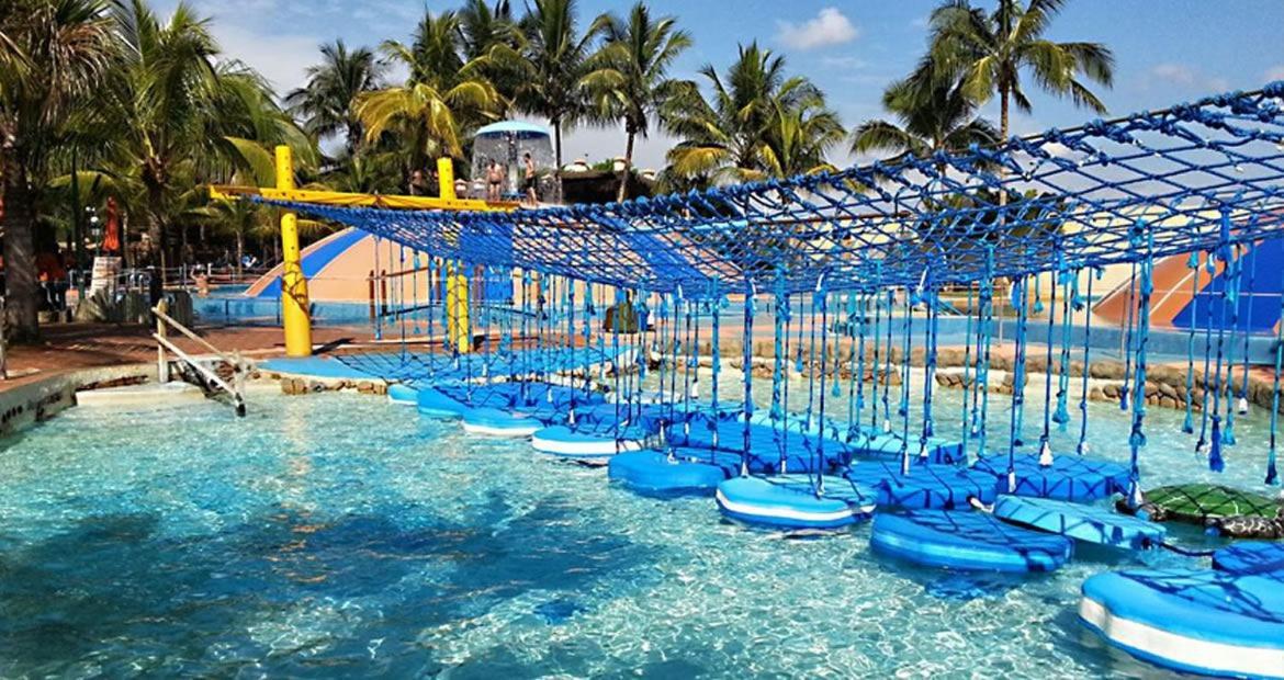 Olimpia Park Resort O Mais Divertido Resort Em Frente Ao Thermas Dos Laranjais - Pague Em Ate 12 Vezes Экстерьер фото
